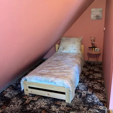 Проживание в семье U Eli *